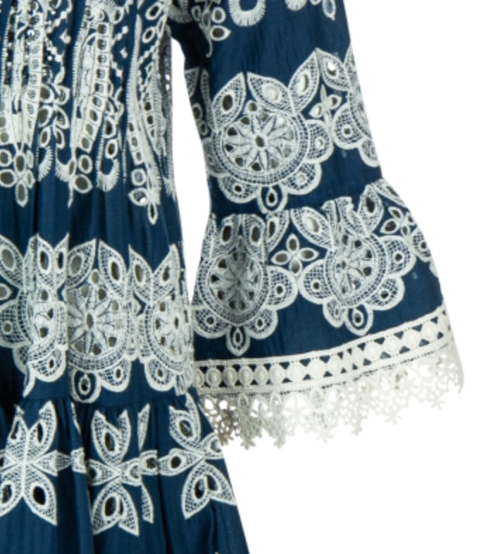Dress Embriodery in Contrast - Frogbox