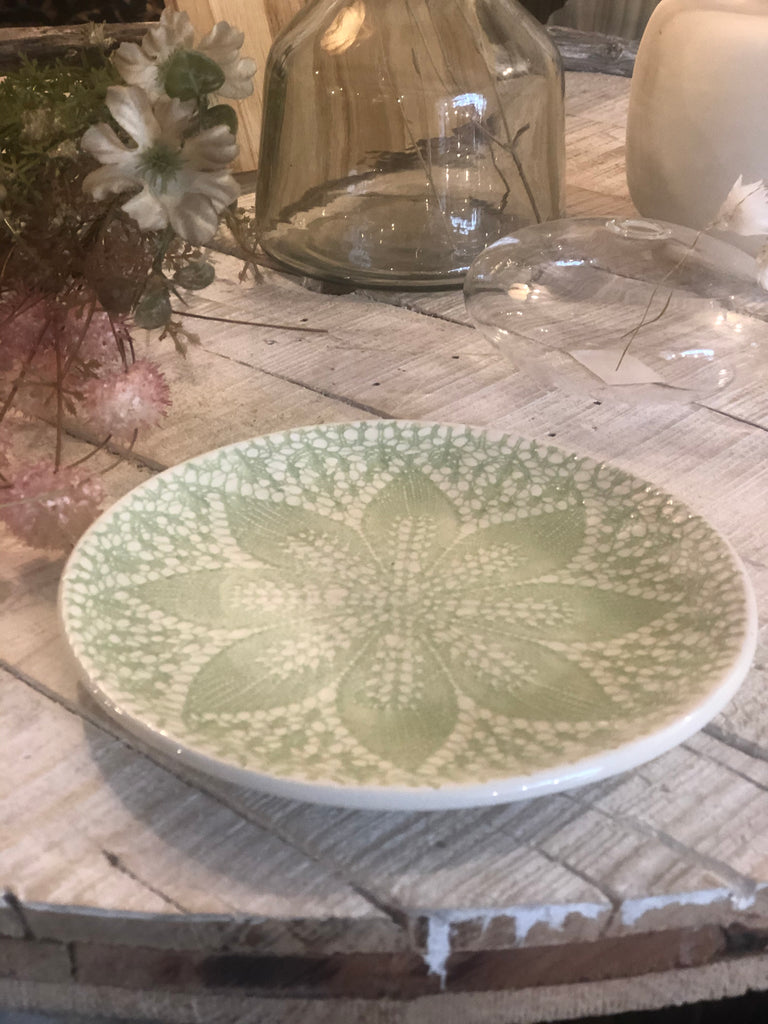 Plate Ceramic Green Embossing - Pastell Green