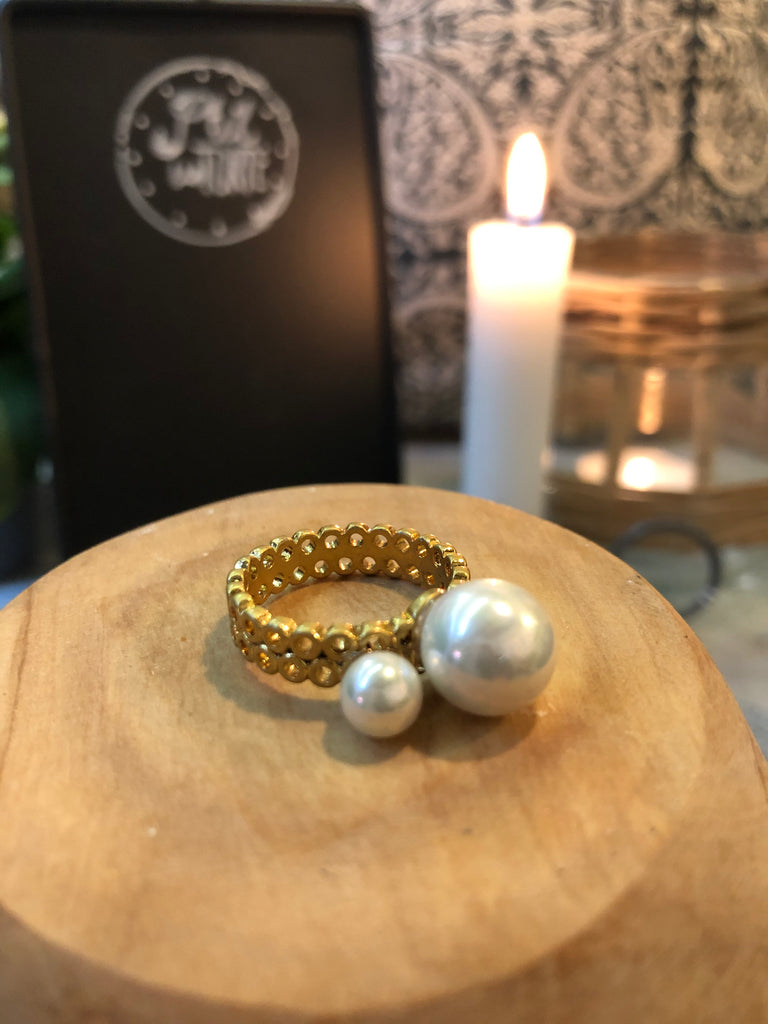 Ring Couture Freshwater Pearl matt gold - SENCE COPENHAGEN
