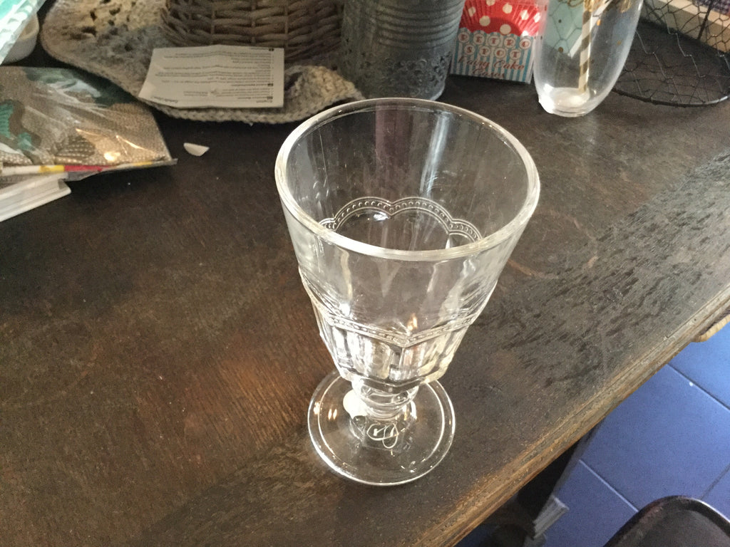 Weinglas mit Perlenkante Antoinette